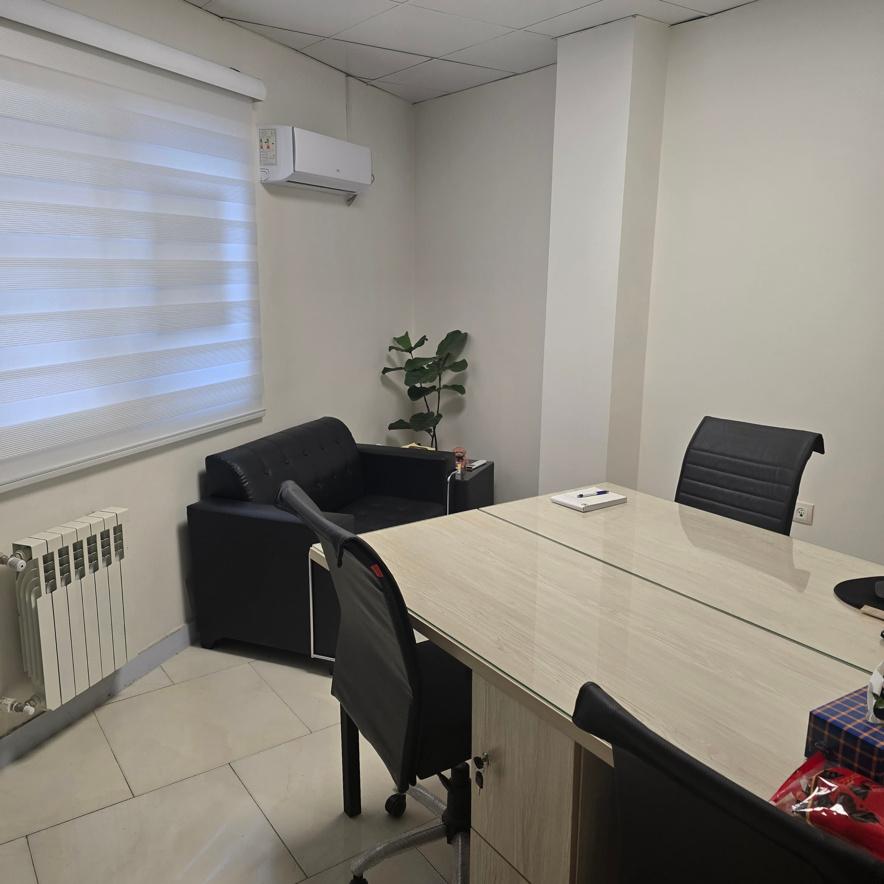 اتاق 5 - تصویر 1